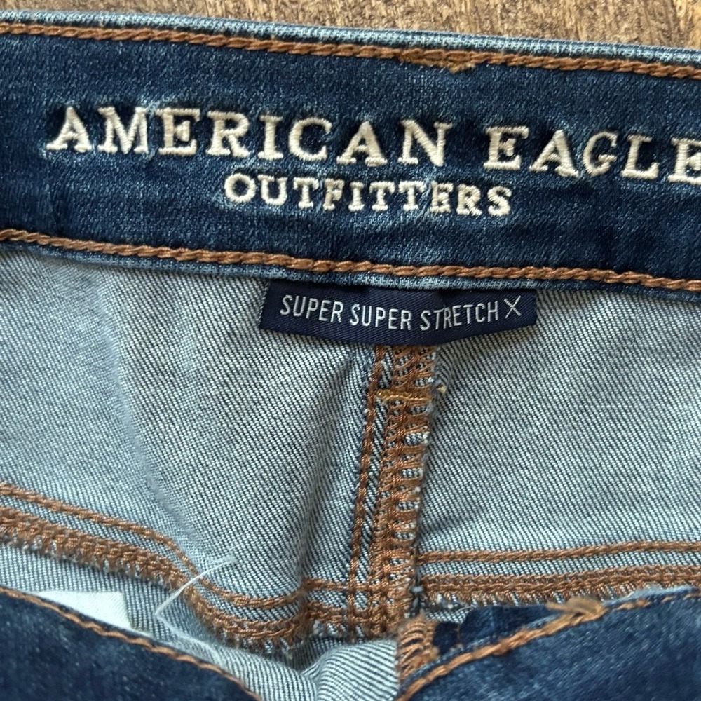American Eagle OutfittersDenim ShortsCuffed Distressed Denim Jorts Cuffed S 8 - Picture 3 of 10